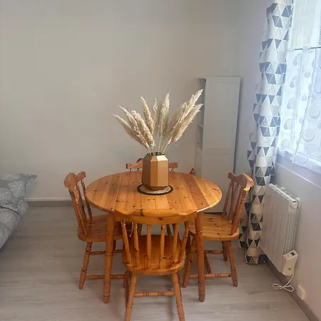 La Petite Recreation, Place De Parking Inclus Dieppe