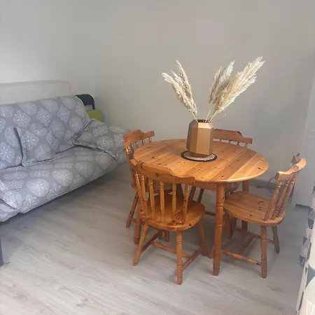 La Petite Recreation, Place De Parking Inclus 아파트 디에프